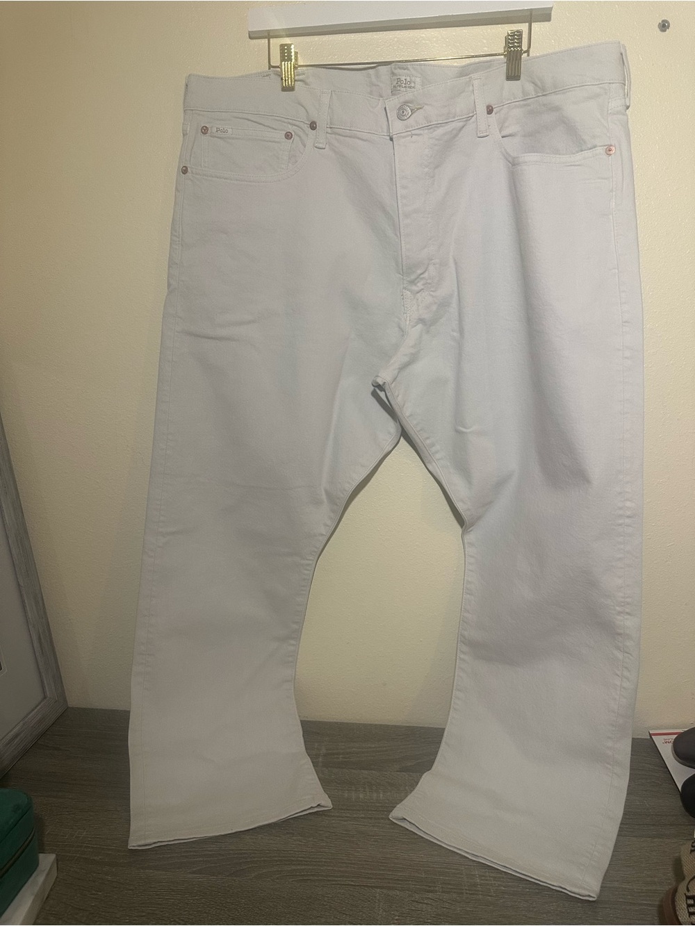 Ralph Lauren Men's Cream Bootcut Jeans, Size 42/30